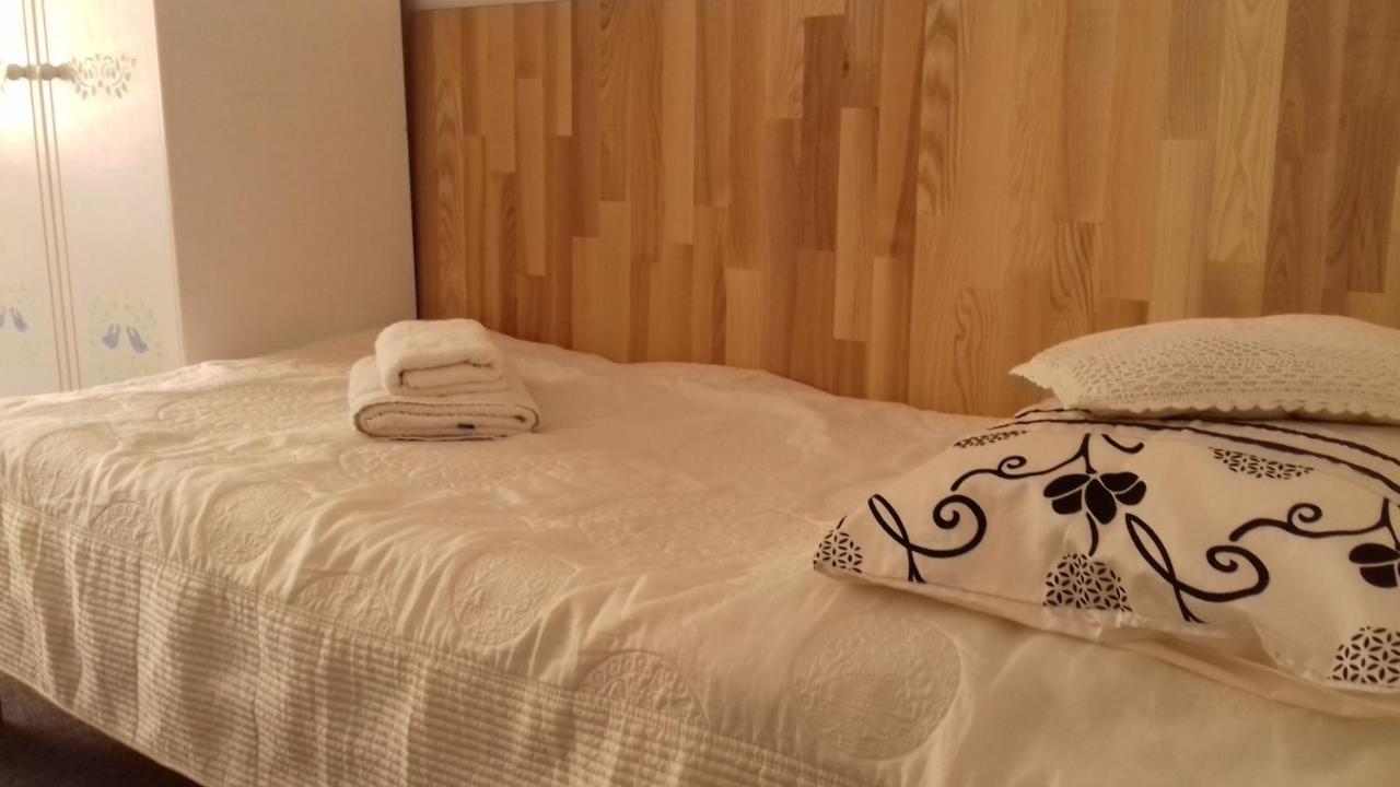 Brzeznica Dom Na Ludowo W Brzeznicy公寓 外观 照片